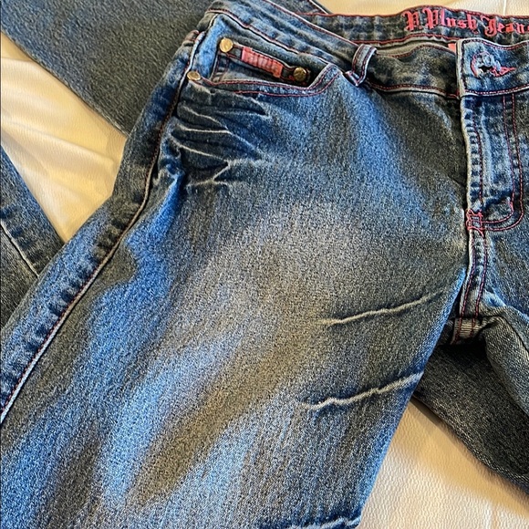 Amazing Embroidered Boot Leg Jeans with Butterfly Embellishments - Picture 13 of 13